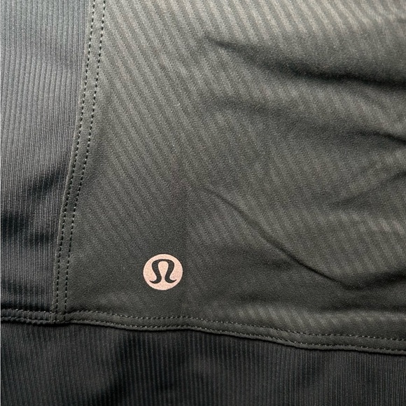 Lululemon In Flux Reversible Jacket- Dark Fuel/ Size 6 - Picture 11 of 13
